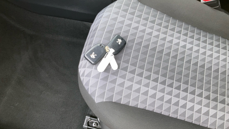 Peugeot 108 1.0 72 Allure 5dr Petrol Hatchback